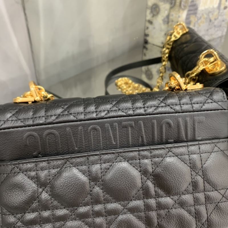 Christian Dior Montaigne Bags